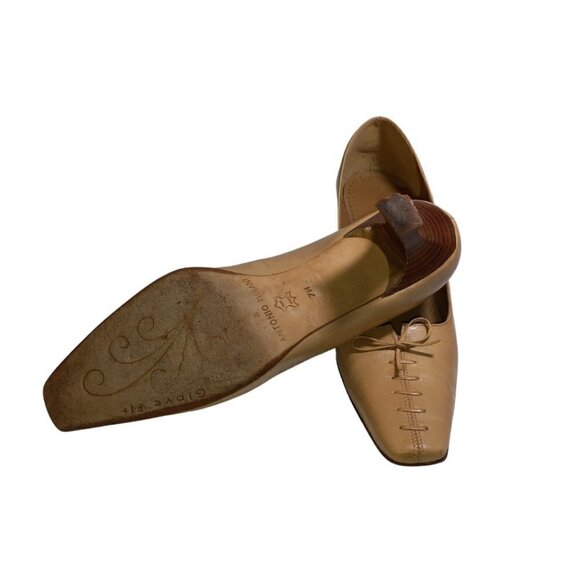 ANTONIO Melani Glove Fit Square Toe Heels - Picture 5 of 6